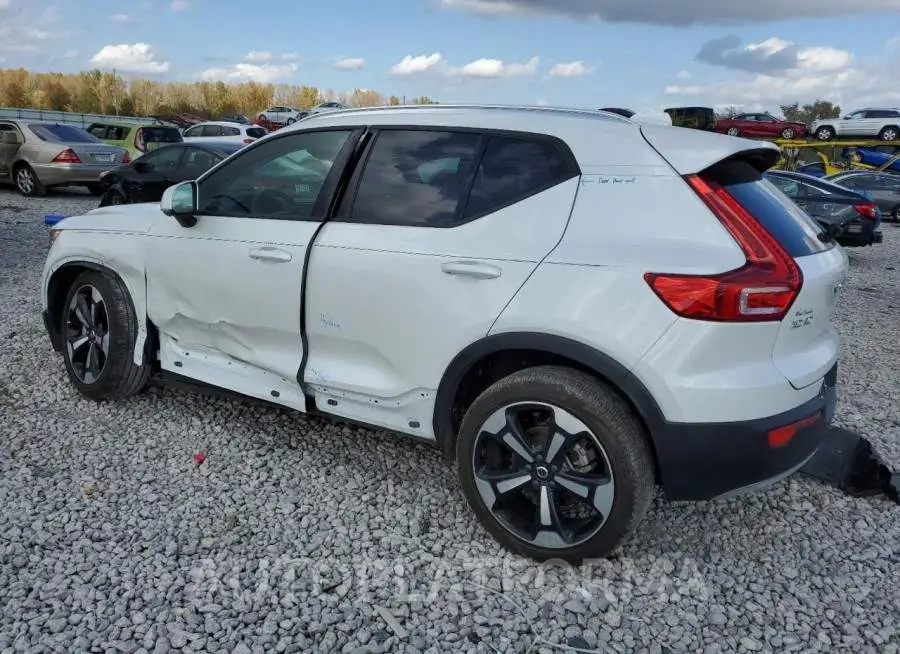 VOLVO XC40 T5 MO 2021 vin YV4162UKXM2424898 from auto auction Copart