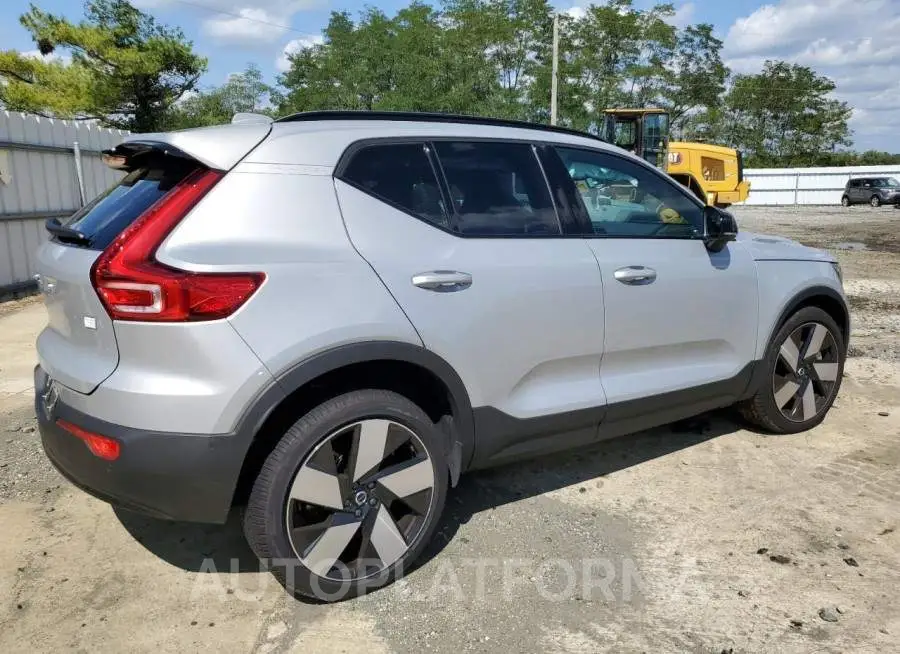 VOLVO XC40 RECHA 2023 vin YV4ED3UM7P2087741 from auto auction Copart