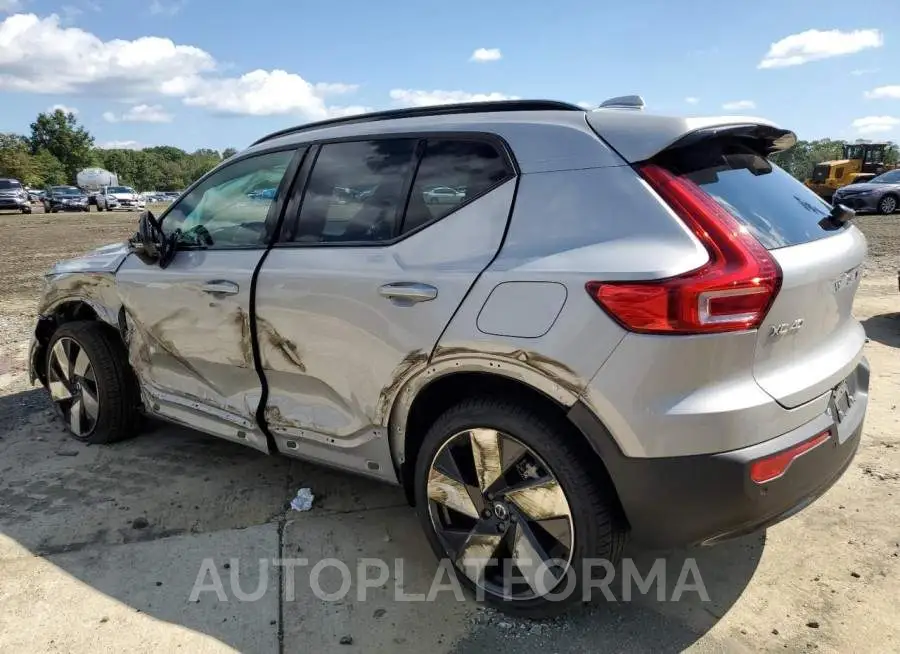 VOLVO XC40 RECHA 2023 vin YV4ED3UM7P2087741 from auto auction Copart