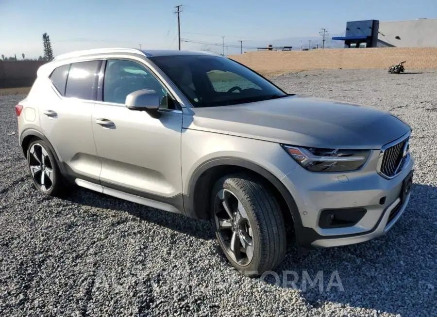 VOLVO XC40 T4 IN 2019 vin YV4AC2HL2K2064504 from auto auction Copart