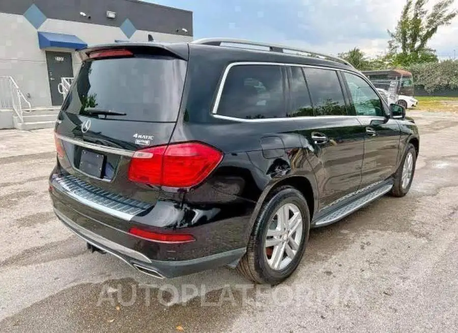 MERCEDES-BENZ GL 450 4MA 2016 vin 4JGDF6EE1GA625384 from auto auction Copart