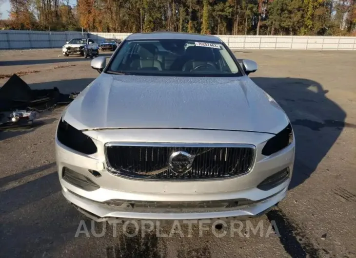 VOLVO S90 T5 MOM 2018 vin LVY982MK8JP024894 from auto auction Copart