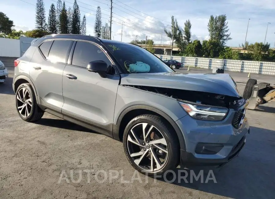 VOLVO XC40 T5 R- 2021 vin YV4162UM4M2526683 from auto auction Copart