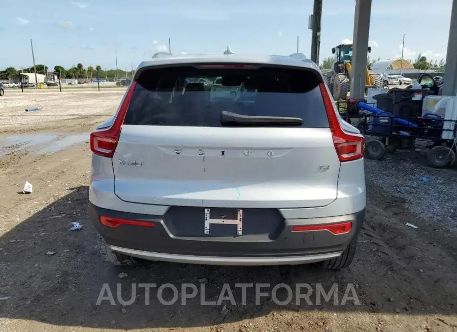 VOLVO XC40 T4 MO 2021 vin YV4AC2HK9M2454266 from auto auction Copart