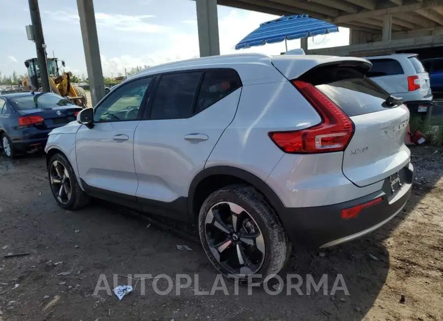 VOLVO XC40 T4 MO 2021 vin YV4AC2HK9M2454266 from auto auction Copart