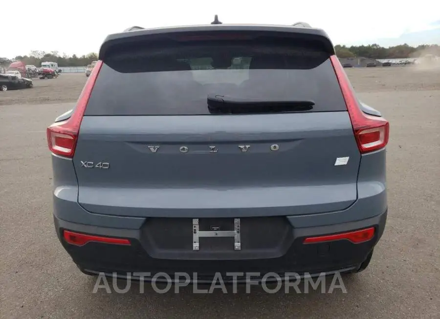 VOLVO XC40 RECHA 2023 vin YV4ED3UM6P2038529 from auto auction Copart