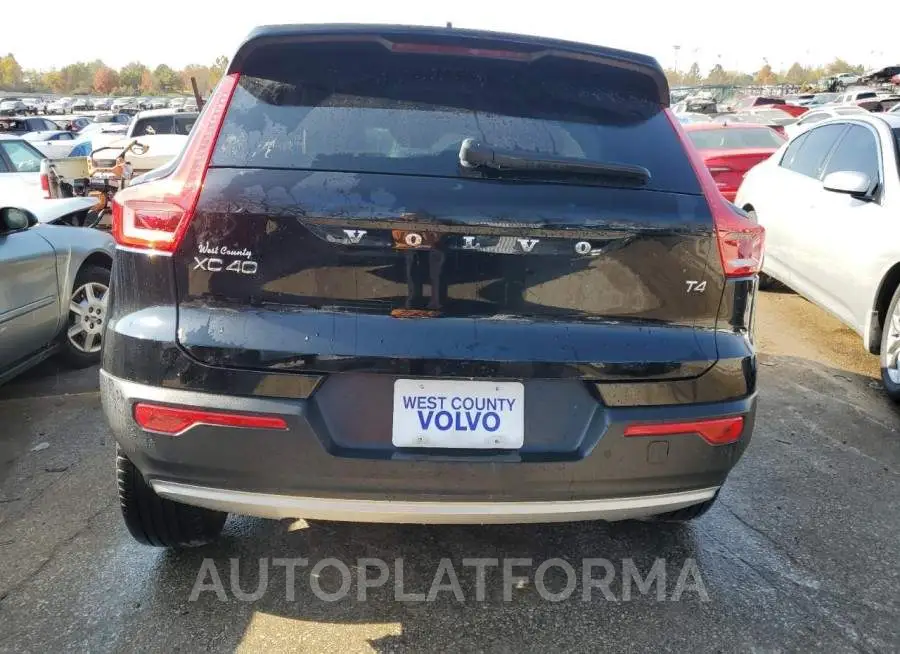 VOLVO XC40 T4 MO 2020 vin YV4AC2HKXL2262059 from auto auction Copart