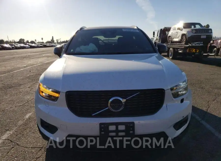 VOLVO XC40 T5 R- 2020 vin YV4162UM6L2172289 from auto auction Copart