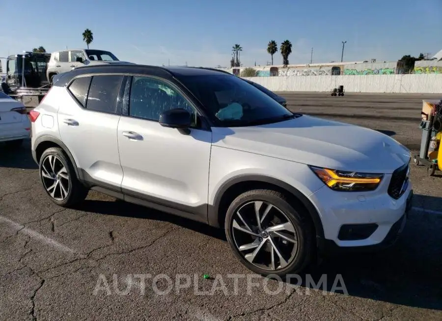 VOLVO XC40 T5 R- 2020 vin YV4162UM6L2172289 from auto auction Copart