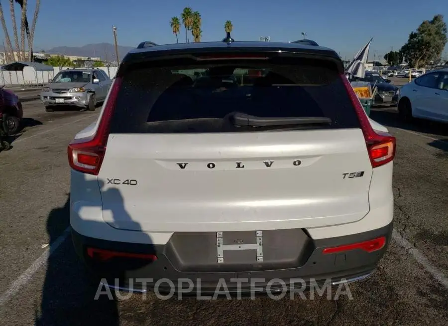 VOLVO XC40 T5 R- 2020 vin YV4162UM6L2172289 from auto auction Copart