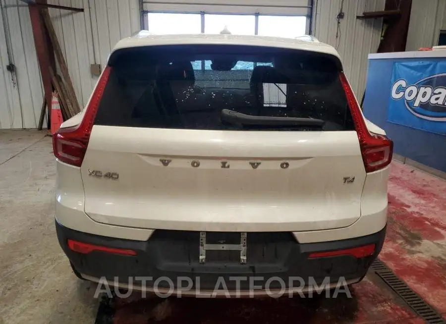 VOLVO XC40 T4 MO 2022 vin YV4AC2HK8N2778360 from auto auction Copart