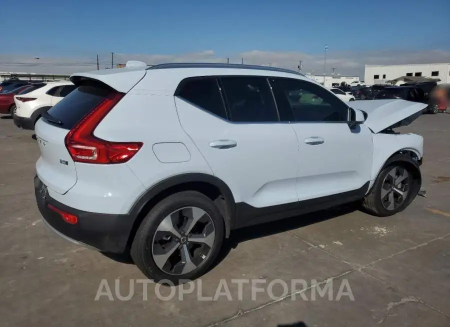 VOLVO XC40 CORE 2024 vin YV4L12UK6R2222901 from auto auction Copart