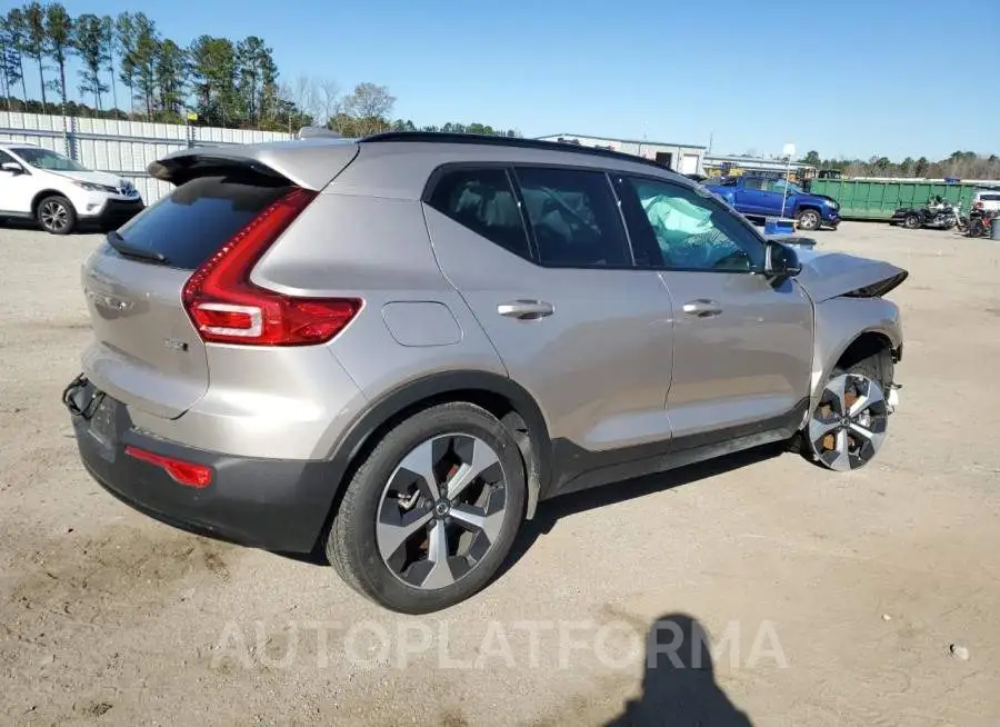 VOLVO XC40 PLUS 2023 vin YV4L12UW0P2987716 from auto auction Copart