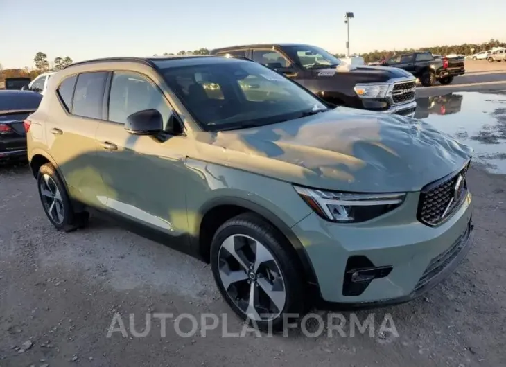 VOLVO XC40 PLUS 2023 vin YV4L12UW6P2983735 from auto auction Copart