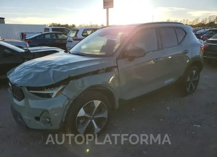 VOLVO XC40 PLUS 2023 vin YV4L12UW6P2983735 from auto auction Copart