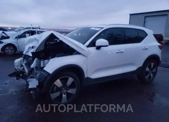 VOLVO XC40 T5 MO 2019 vin YV4162XZ3K2007807 from auto auction Copart