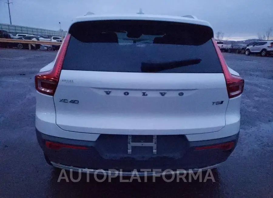 VOLVO XC40 T5 MO 2019 vin YV4162XZ3K2007807 from auto auction Copart