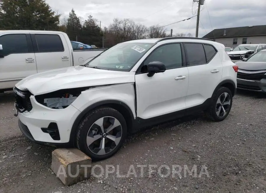 VOLVO XC40 PLUS 2023 vin YV4L12UW0P2951007 from auto auction Copart