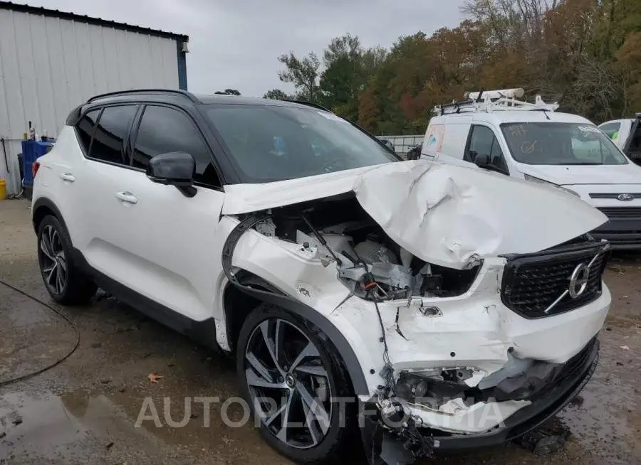 VOLVO XC40 T5 R- 2020 vin YV4162UM6L2340948 from auto auction Copart