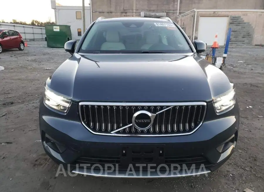 VOLVO XC40 T5 IN 2019 vin YV4162UL5K2133764 from auto auction Copart