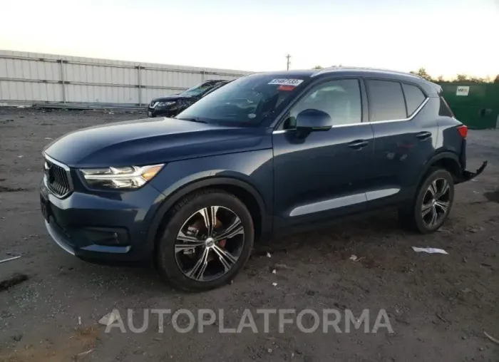 VOLVO XC40 T5 IN 2019 vin YV4162UL5K2133764 from auto auction Copart