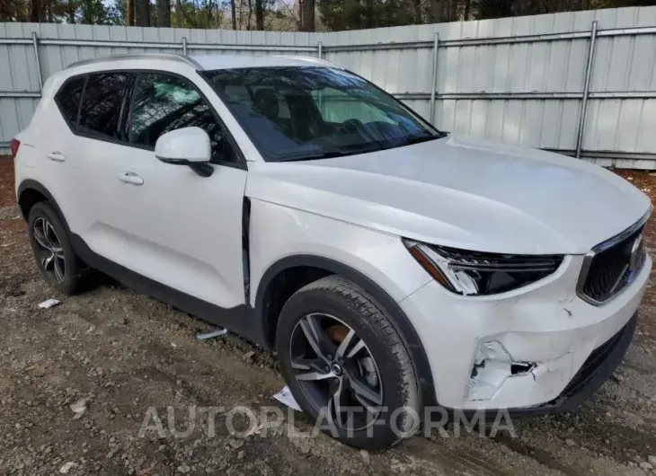 VOLVO XC40 CORE 2023 vin YV4L12UK6P2054965 from auto auction Copart