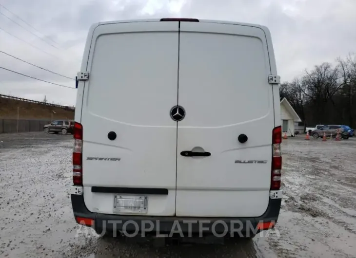 MERCEDES-BENZ SPRINTER 2 2015 vin WD3PE7DC0F5985922 from auto auction Copart