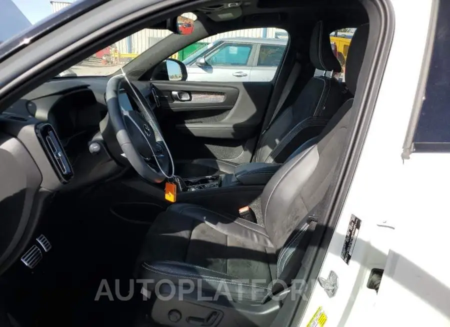 VOLVO XC40 T5 R- 2022 vin YV4162UM1N2659676 from auto auction Copart