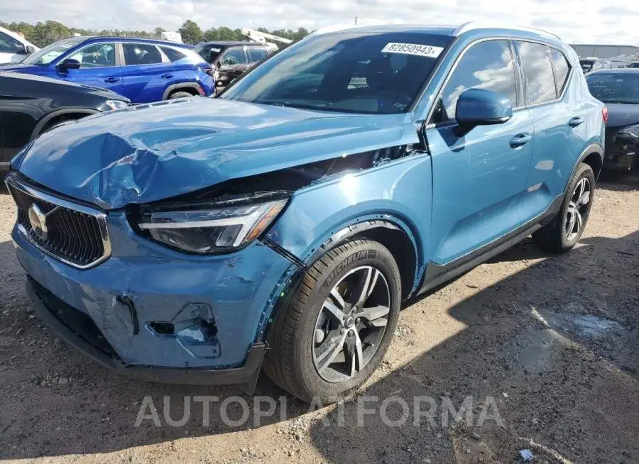 VOLVO XC40 CORE 2023 vin YV4K92HK3P2090790 from auto auction Copart