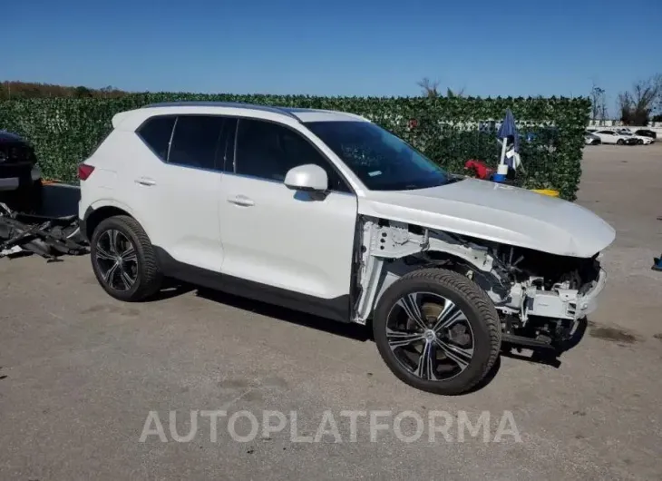 VOLVO XC40 T5 IN 2020 vin YV4162UL7L2172017 from auto auction Copart