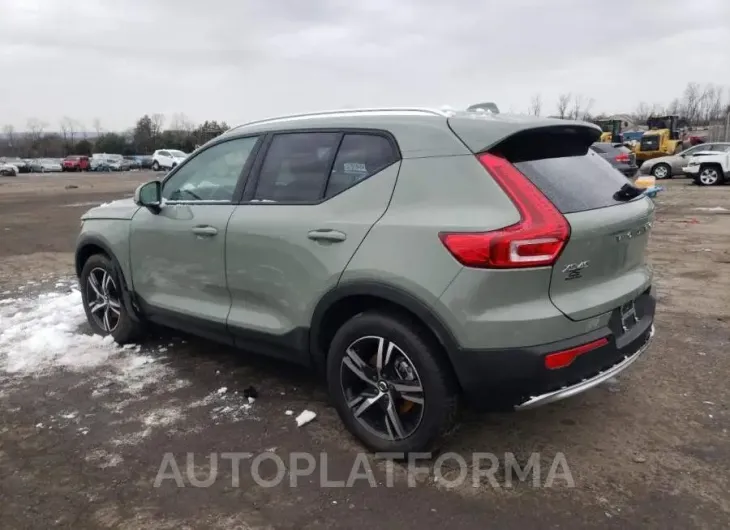 VOLVO XC40 CORE 2023 vin YV4L12UV7P2059389 from auto auction Copart