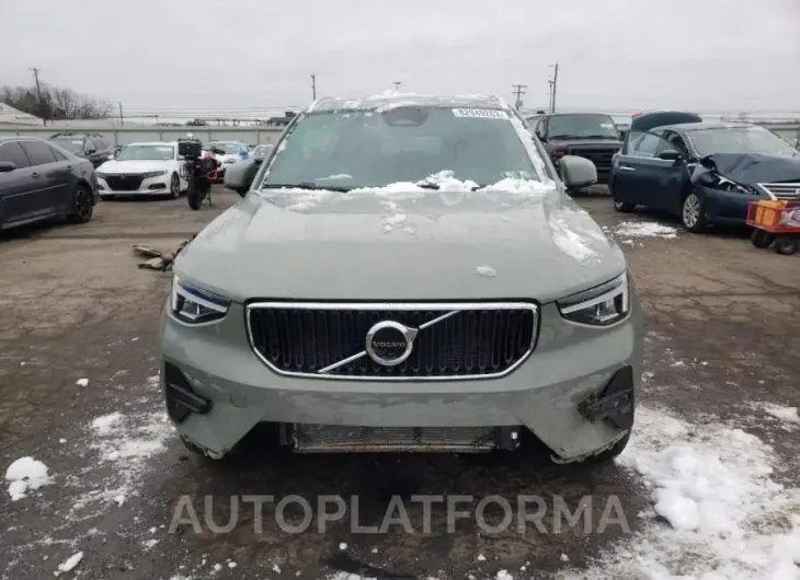 VOLVO XC40 CORE 2023 vin YV4L12UV7P2059389 from auto auction Copart