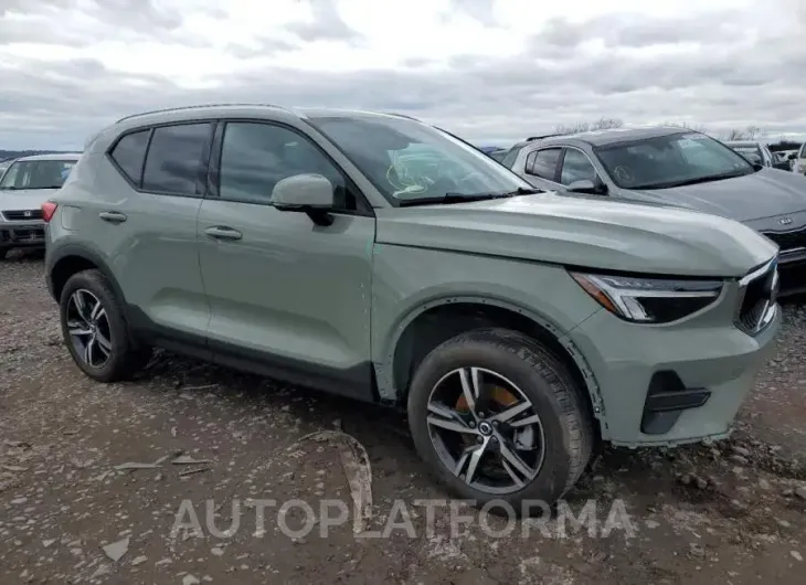 VOLVO XC40 CORE 2023 vin YV4L12UV7P2059389 from auto auction Copart