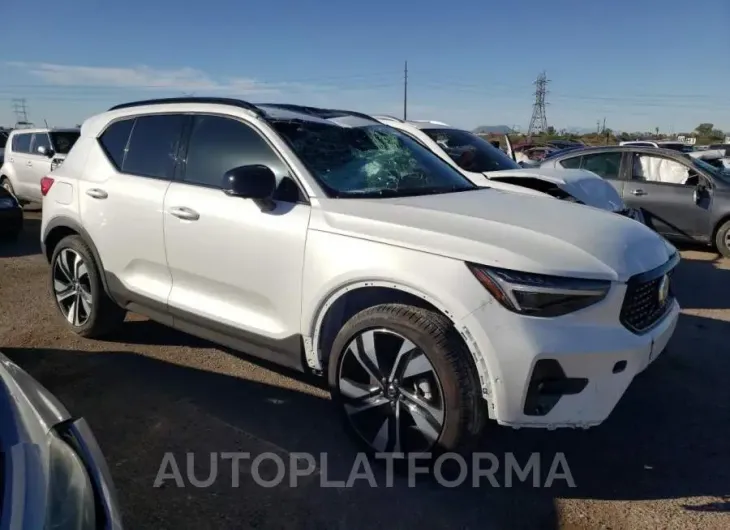 VOLVO XC40 ULTIM 2023 vin YV4L12UX0P2020192 from auto auction Copart