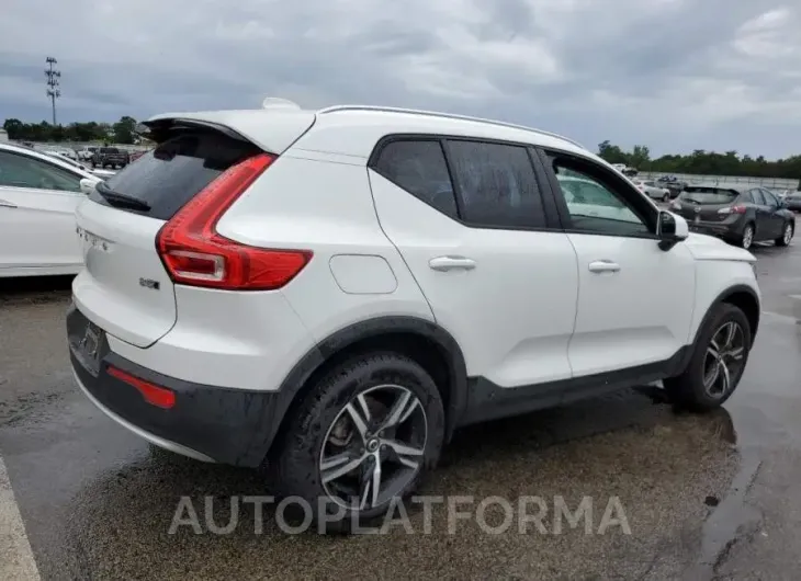 VOLVO XC40 CORE 2023 vin YV4L12UV3P2946293 from auto auction Copart