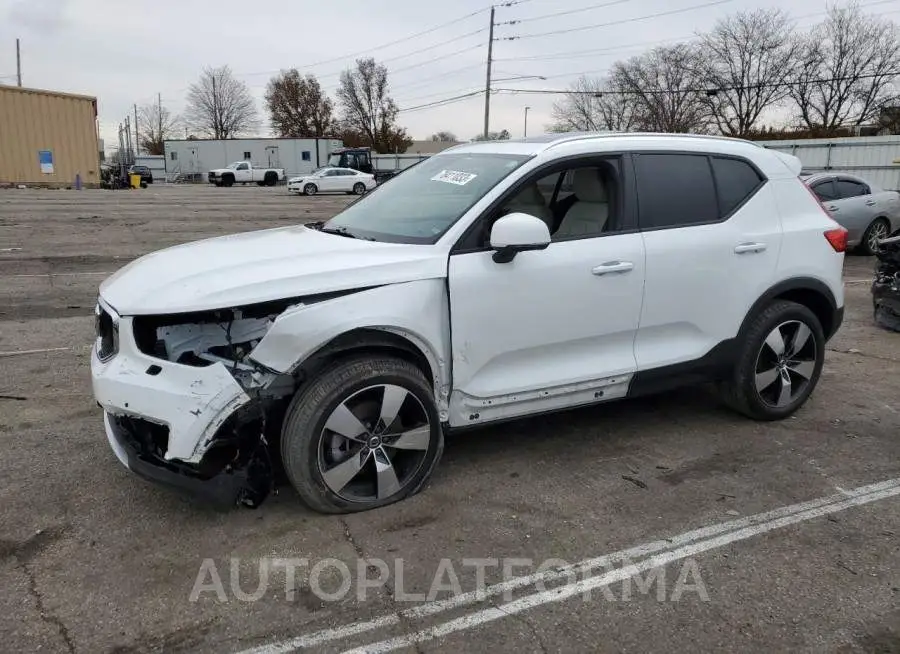 VOLVO XC40 T4 MO 2020 vin YV4AC2HK6L2259014 from auto auction Copart