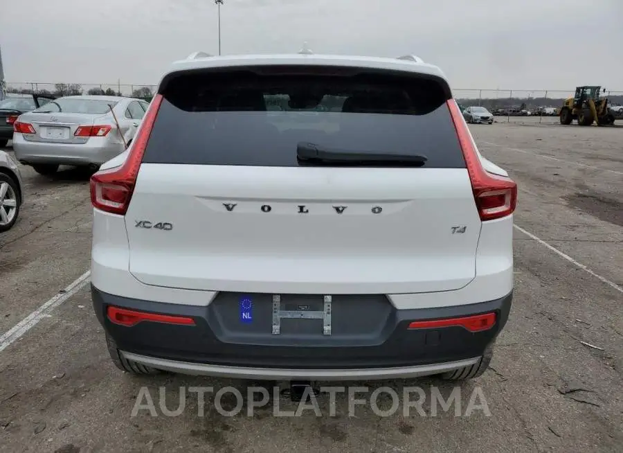 VOLVO XC40 T4 MO 2020 vin YV4AC2HK6L2259014 from auto auction Copart