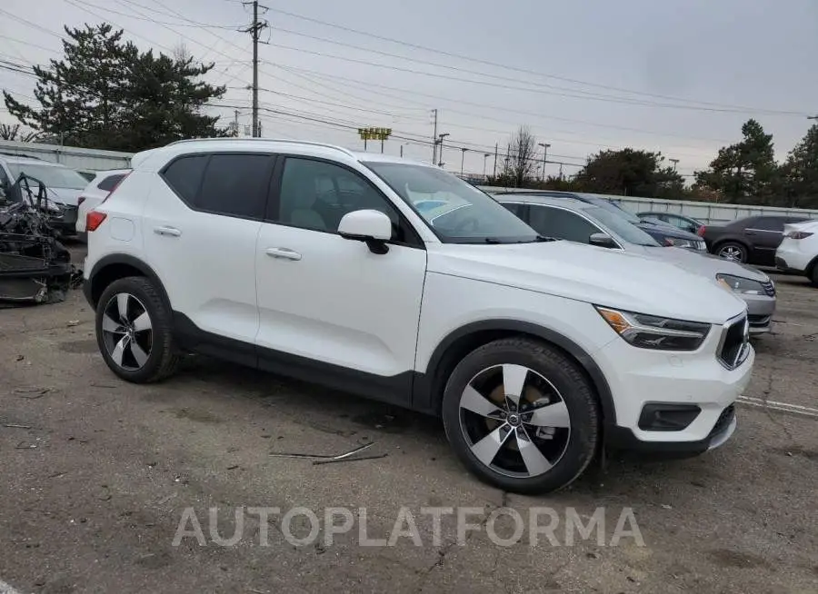 VOLVO XC40 T4 MO 2020 vin YV4AC2HK6L2259014 from auto auction Copart