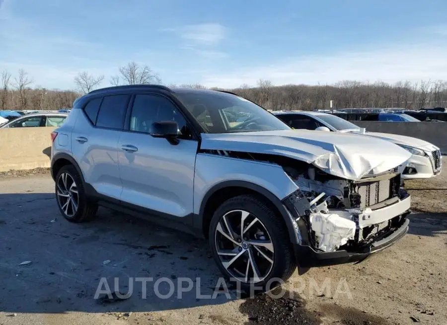 VOLVO XC40 T5 R- 2021 vin YV4162UM1M2582239 from auto auction Copart