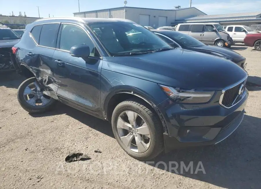 VOLVO XC40 MOMEN 2021 vin YV4162UK7M2595074 from auto auction Copart