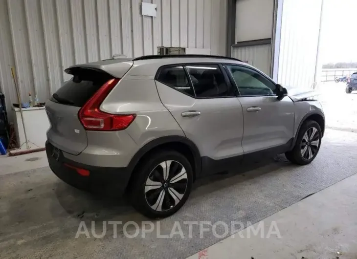 VOLVO XC40 RECHA 2023 vin YV4ED3UL6P2106061 from auto auction Copart