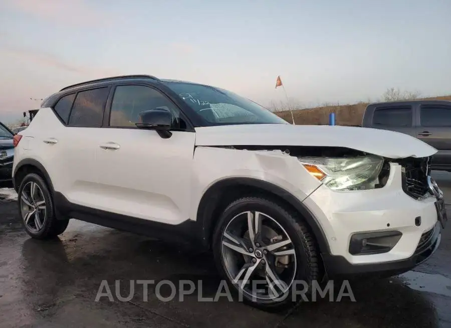 VOLVO XC40 T5 R- 2019 vin YV4162UM0K2110062 from auto auction Copart