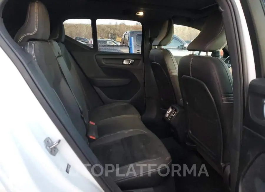 VOLVO XC40 T5 R- 2019 vin YV4162UM0K2110062 from auto auction Copart