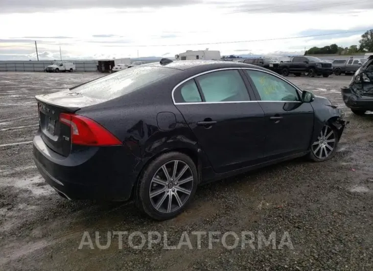 VOLVO S60 PLATIN 2017 vin LYV402HM7HB140632 from auto auction Copart