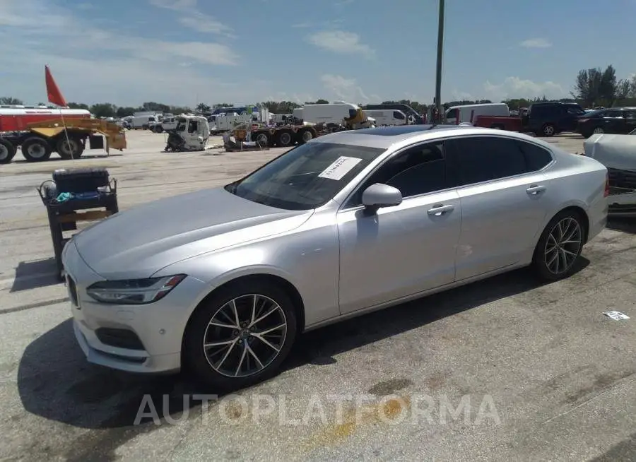 VOLVO S90 2018 vin LVY982AK0JP007947 from auto auction Iaai