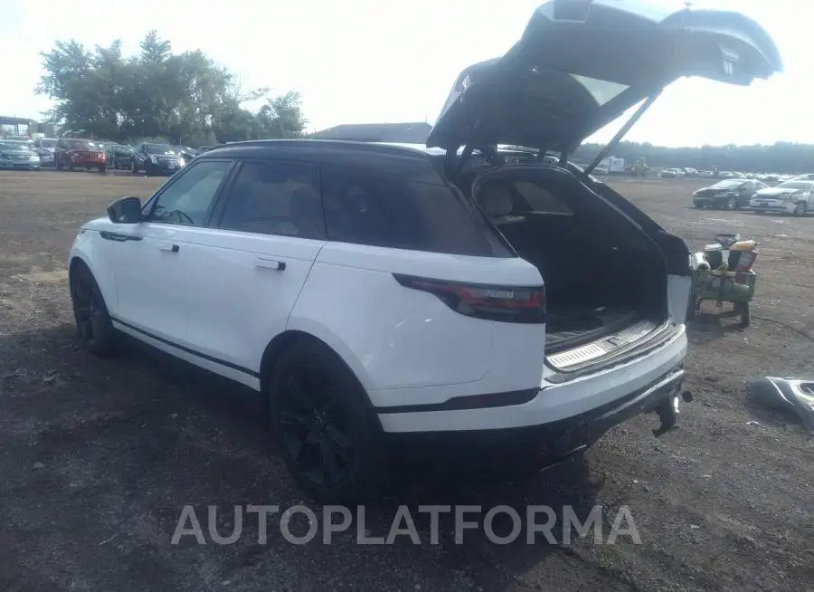 LAND ROVER RANGE ROVER VELAR 2021 vin SALYT2EU3MA313067 from auto auction Iaai