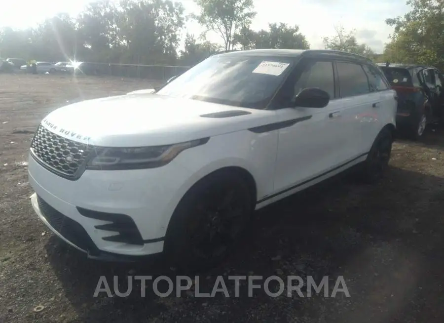 LAND ROVER RANGE ROVER VELAR 2021 vin SALYT2EU3MA313067 from auto auction Iaai