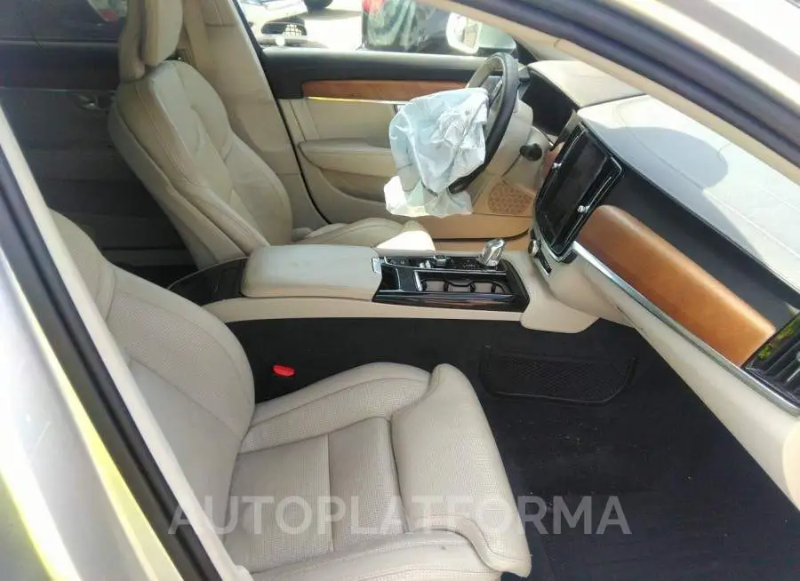 VOLVO S90 2018 vin LVYBC0AL9JP029443 from auto auction Iaai