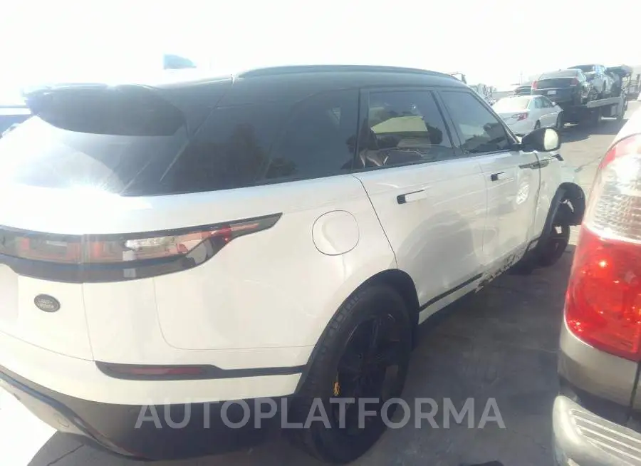 LAND ROVER RANGE ROVER VELAR 2018 vin SALYB2RX0JA747420 from auto auction Iaai