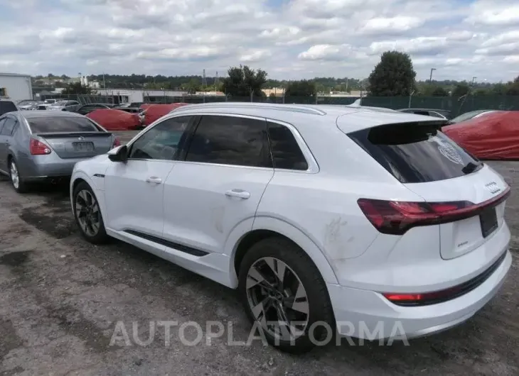 AUDI E-TRON 2022 vin WA1AAAGE2NB005828 from auto auction Iaai